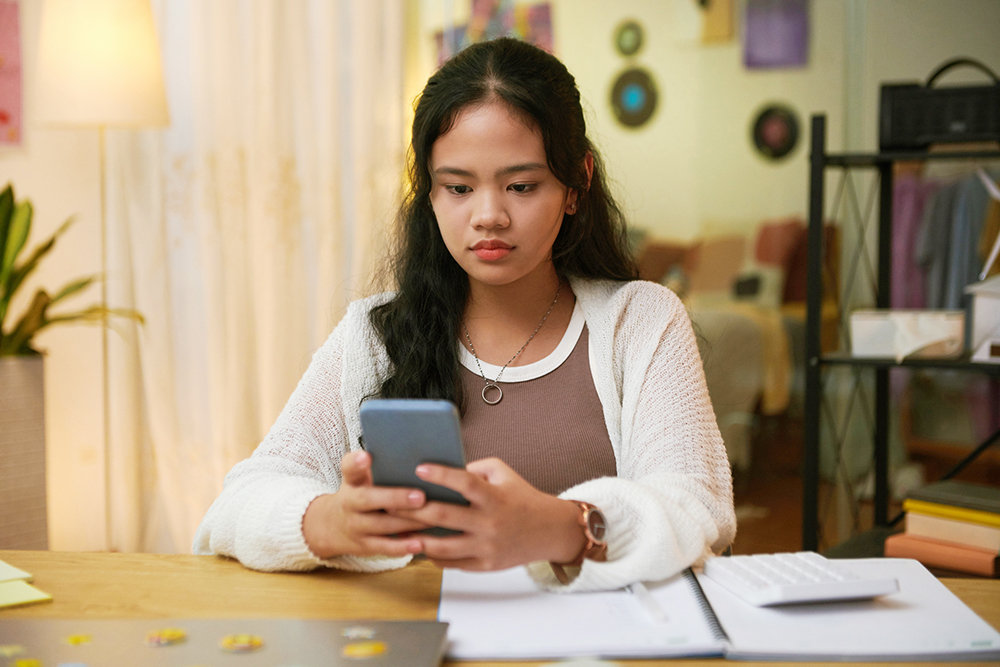 Hate 101: Sus or Safe?